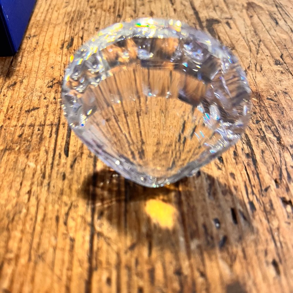 Swarovski Crystal Society Membership Gift Scallop Shell paperweight.